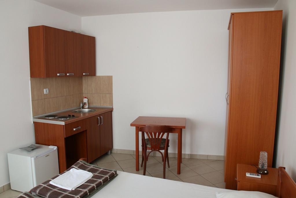 Vera Apartments Budva Room photo